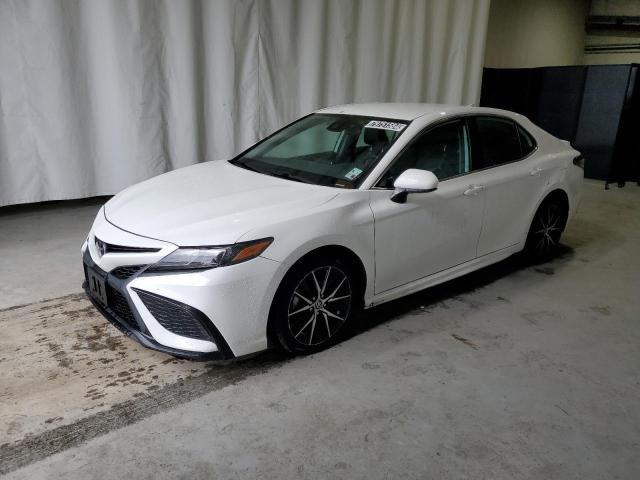 VIN 4T1G11AK6MU586926 2021 Toyota Camry, SE no.1