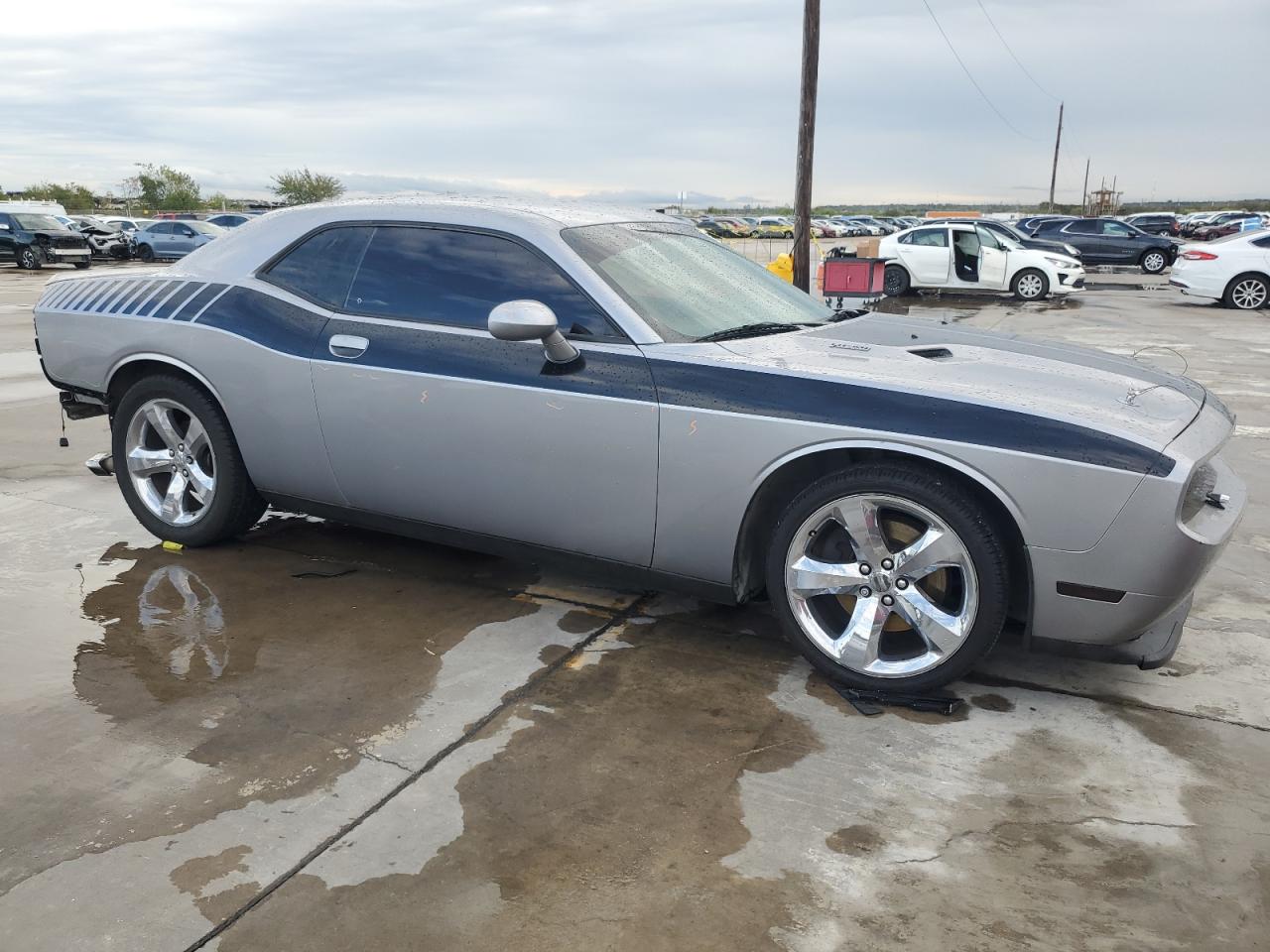 Lot #3020996230 2014 DODGE CHALLENGER