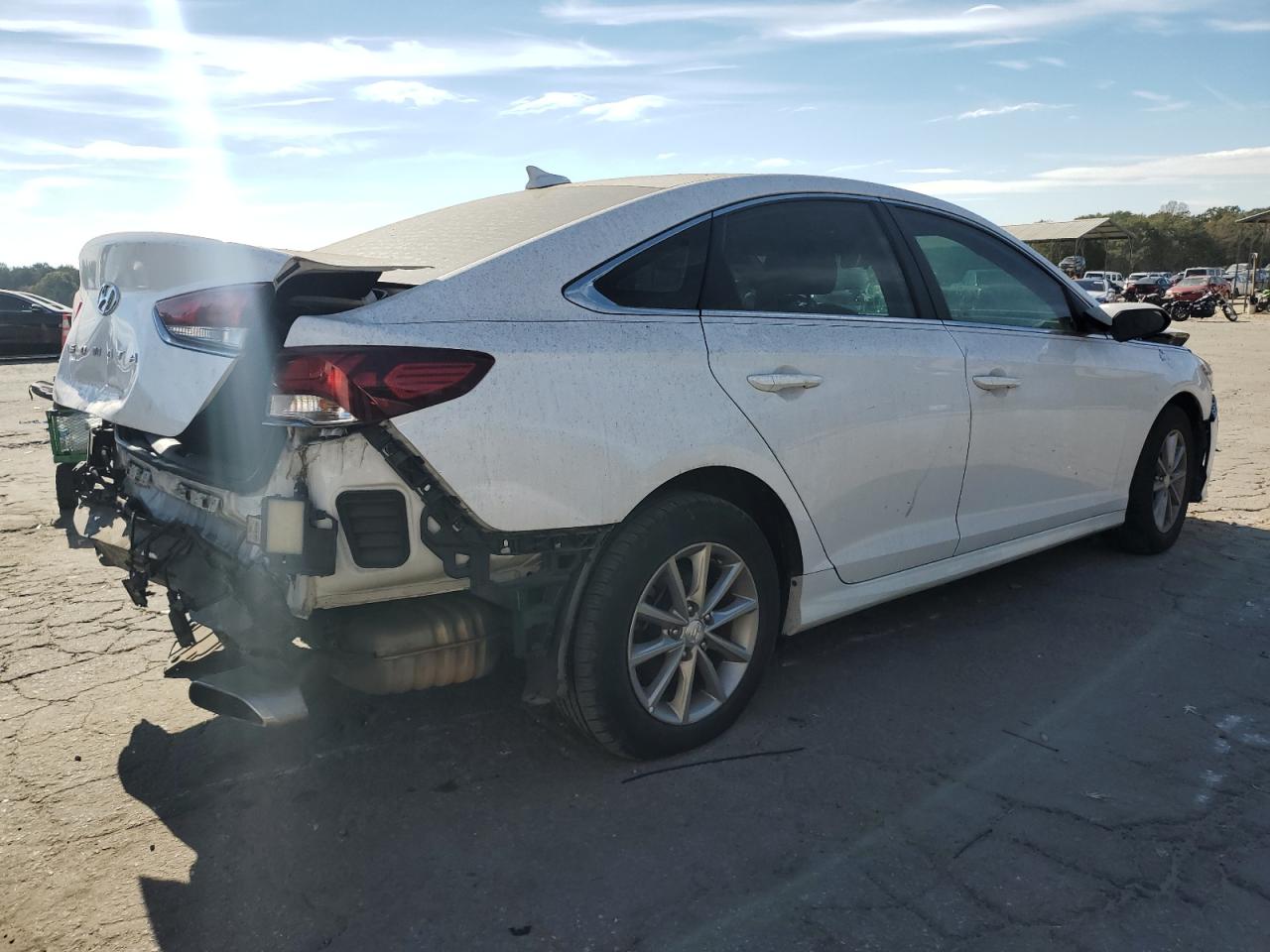 Lot #3030623087 2018 HYUNDAI SONATA SE