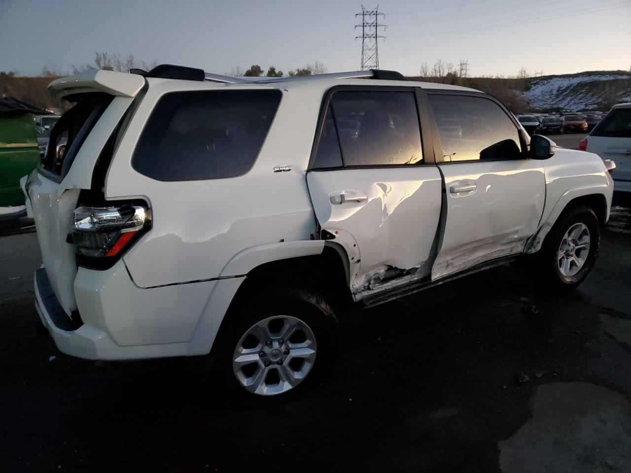 Lot #3003642141 2023 TOYOTA 4RUNNER SE