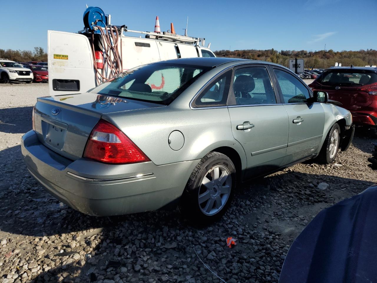 Lot #3056626362 2006 FORD FIVE HUNDR