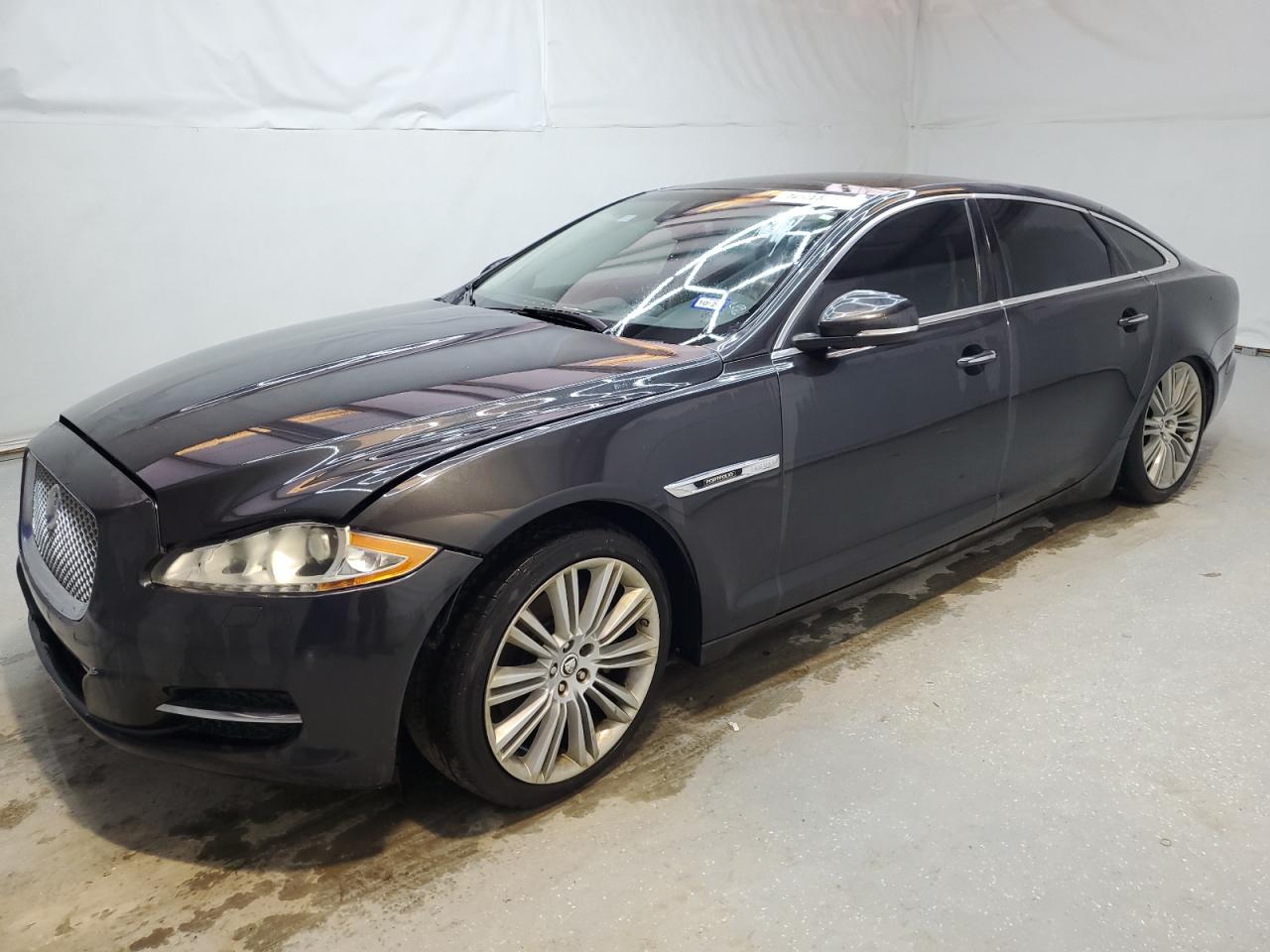  Salvage Jaguar XJ