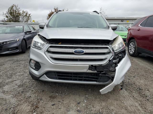 VIN 1FMCU0GD9JUB58806 2018 FORD ESCAPE no.5