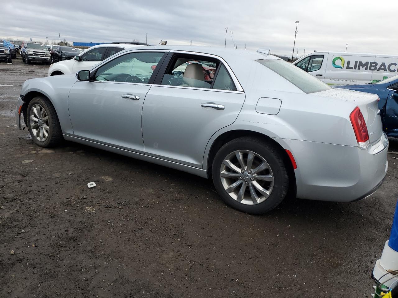 Lot #3033049003 2019 CHRYSLER 300 LIMITE