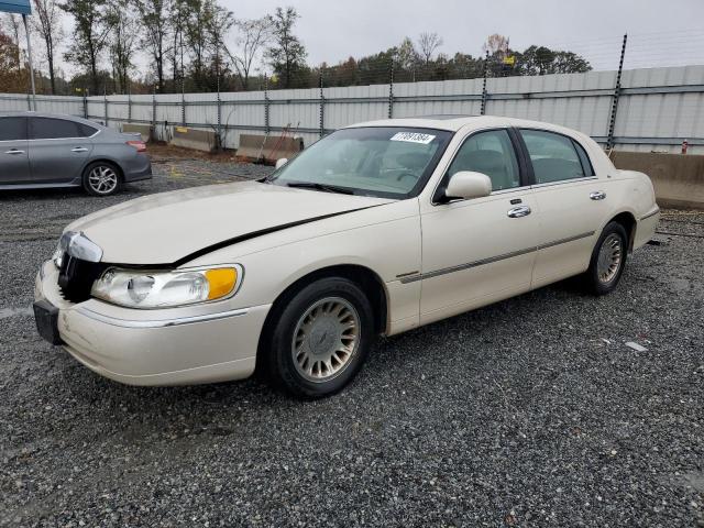 LINCOLN TOWN CAR C