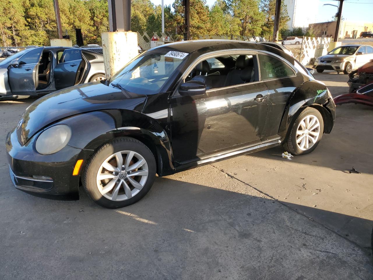 Lot #2976966678 2014 VOLKSWAGEN BEETLE