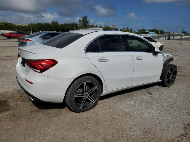 MERCEDES-BENZ A 220 2019 white  gas WDD3G4EB1KW025960 photo #4