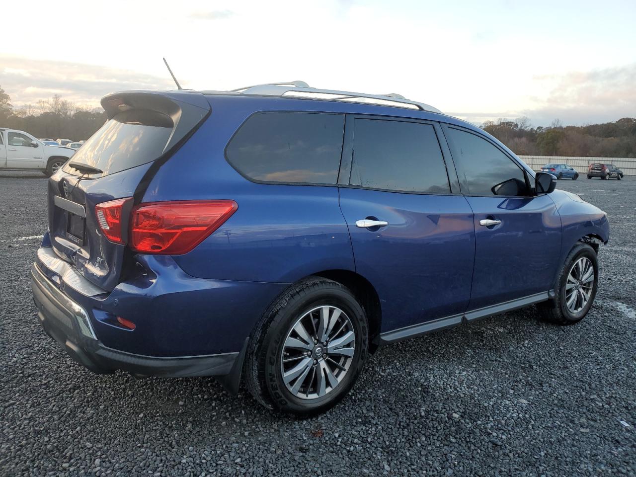 Lot #3029494353 2018 NISSAN PATHFINDER