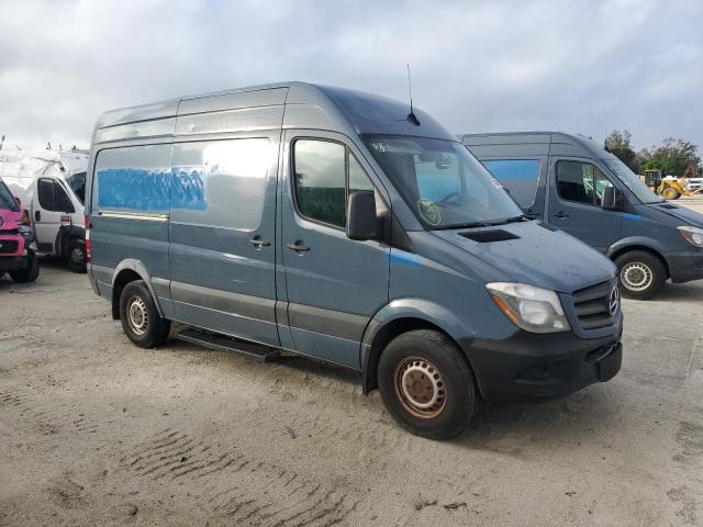 VIN WD3PE7CD7JP632990 2018 MERCEDES-BENZ SPRINTER no.4