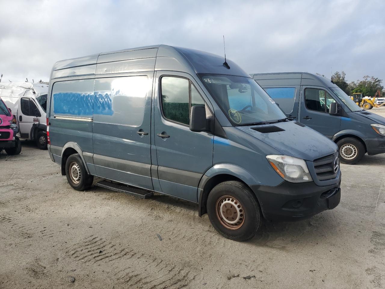 Lot #3022701272 2018 MERCEDES-BENZ SPRINTER 2