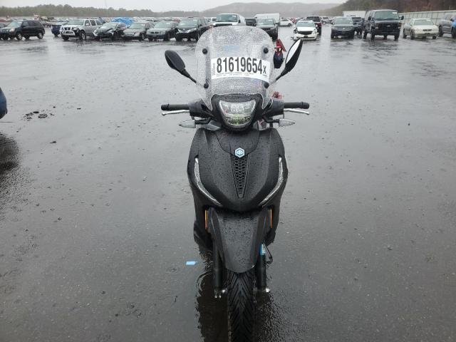 PIAGGIO BV 400 2024 black  gas ZAPMD20U9R5000985 photo #3