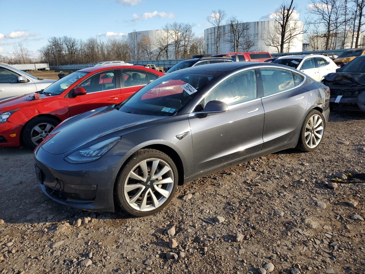 Lot #2996556659 2019 TESLA MODEL 3