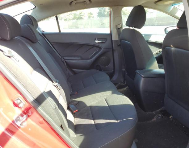 VIN KNAFK4A60G5613289 2016 KIA FORTE no.10