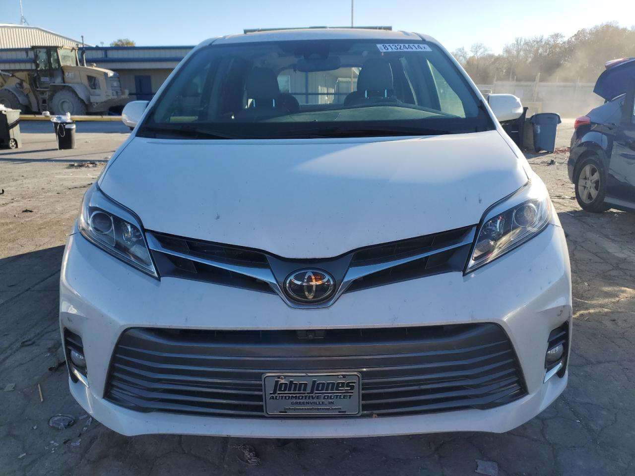 Lot #3027047765 2018 TOYOTA SIENNA XLE