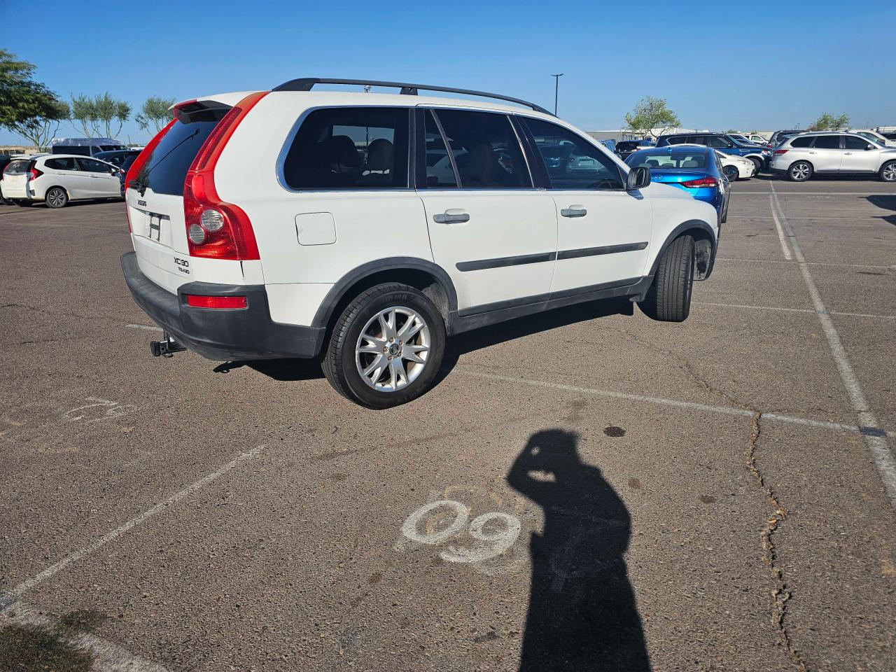 Lot #2955051806 2004 VOLVO XC90 T6