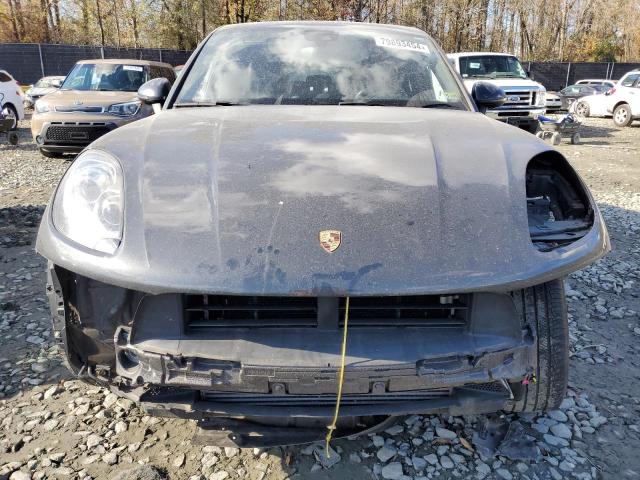 2017 PORSCHE MACAN WP1AA2A50HLB06626