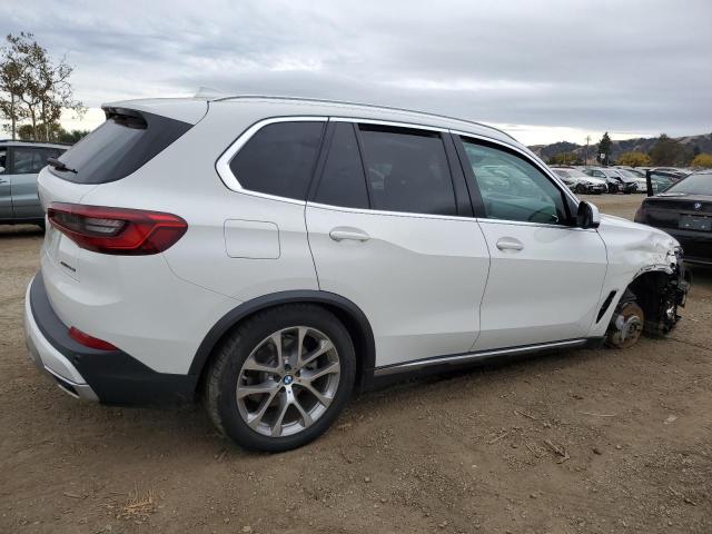 BMW X5 XDRIVE4 2019 white  gas 5UXCR6C53KLL36982 photo #4