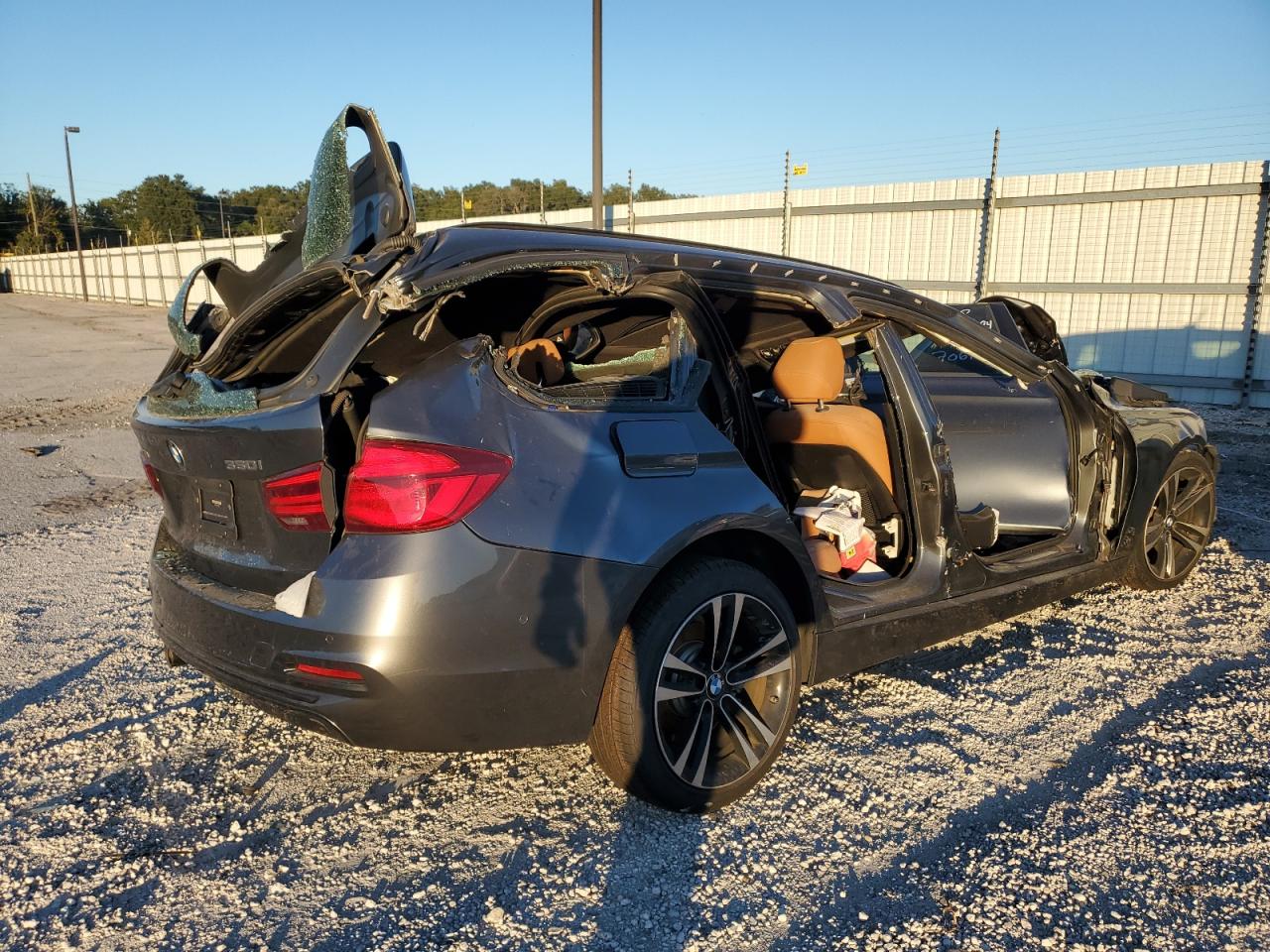 Lot #3024698569 2018 BMW 330 XI