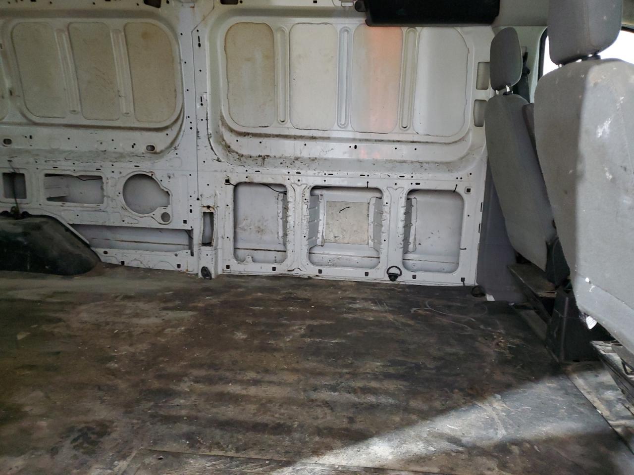 Lot #2976341023 2015 FORD TRANSIT T-