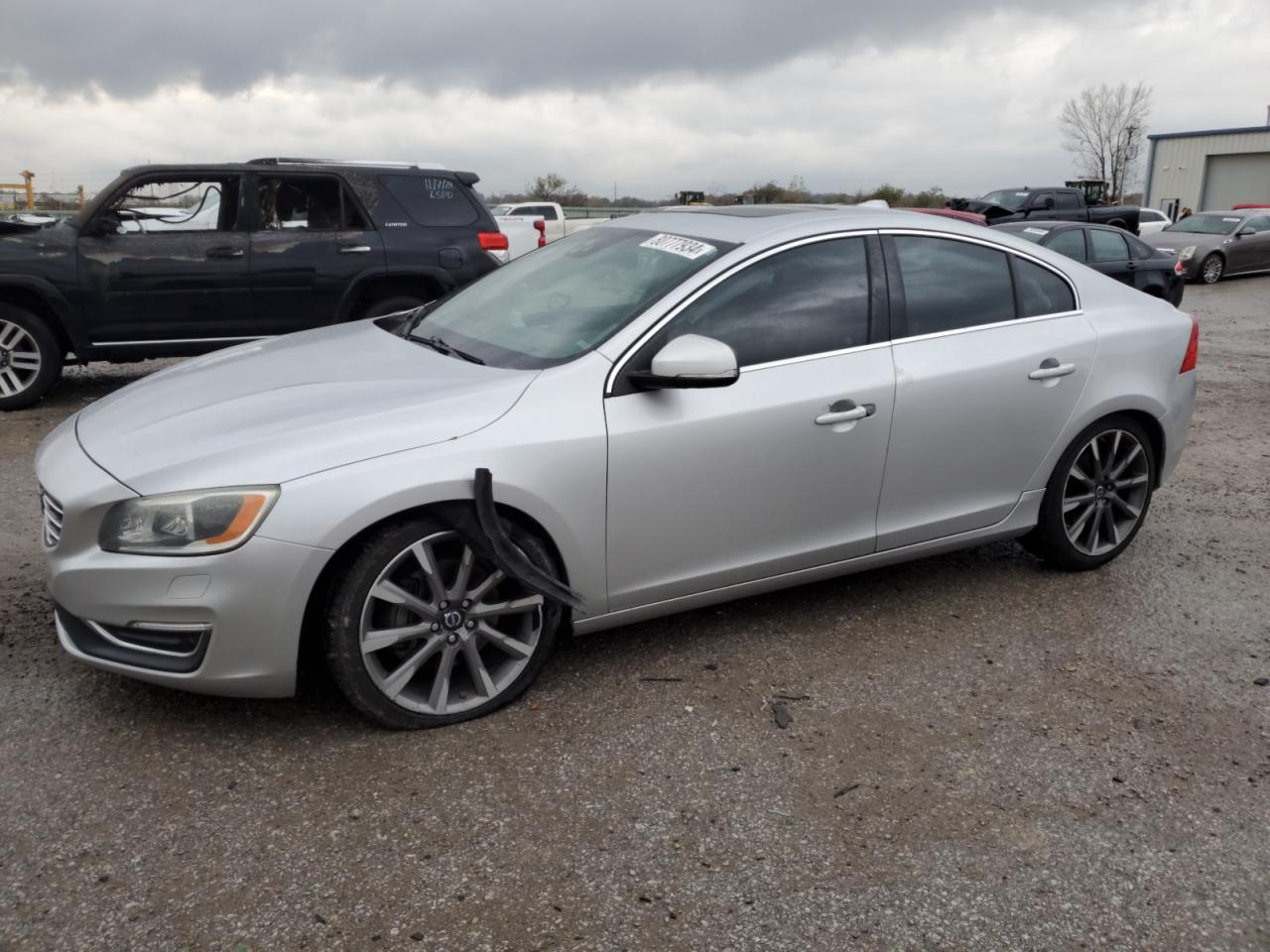 VOLVO S60 PLATINUM
