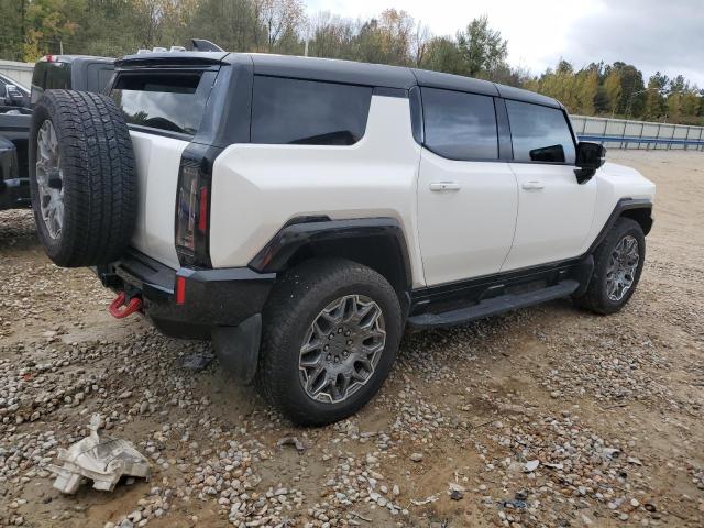 VIN 1GKB0RDC7RU103508 2024 GMC HUMMER SUV no.3