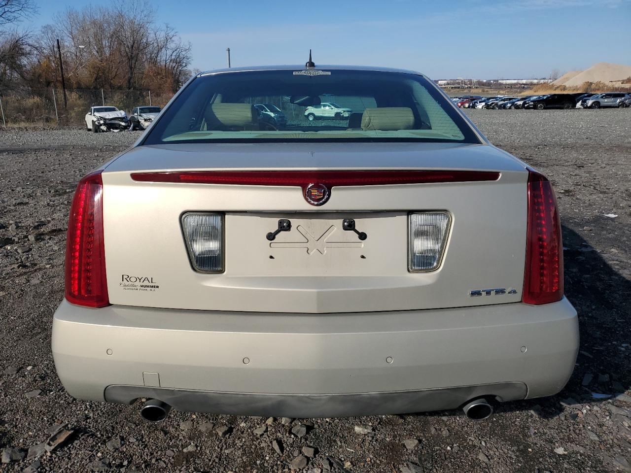 Lot #3034280105 2007 CADILLAC STS