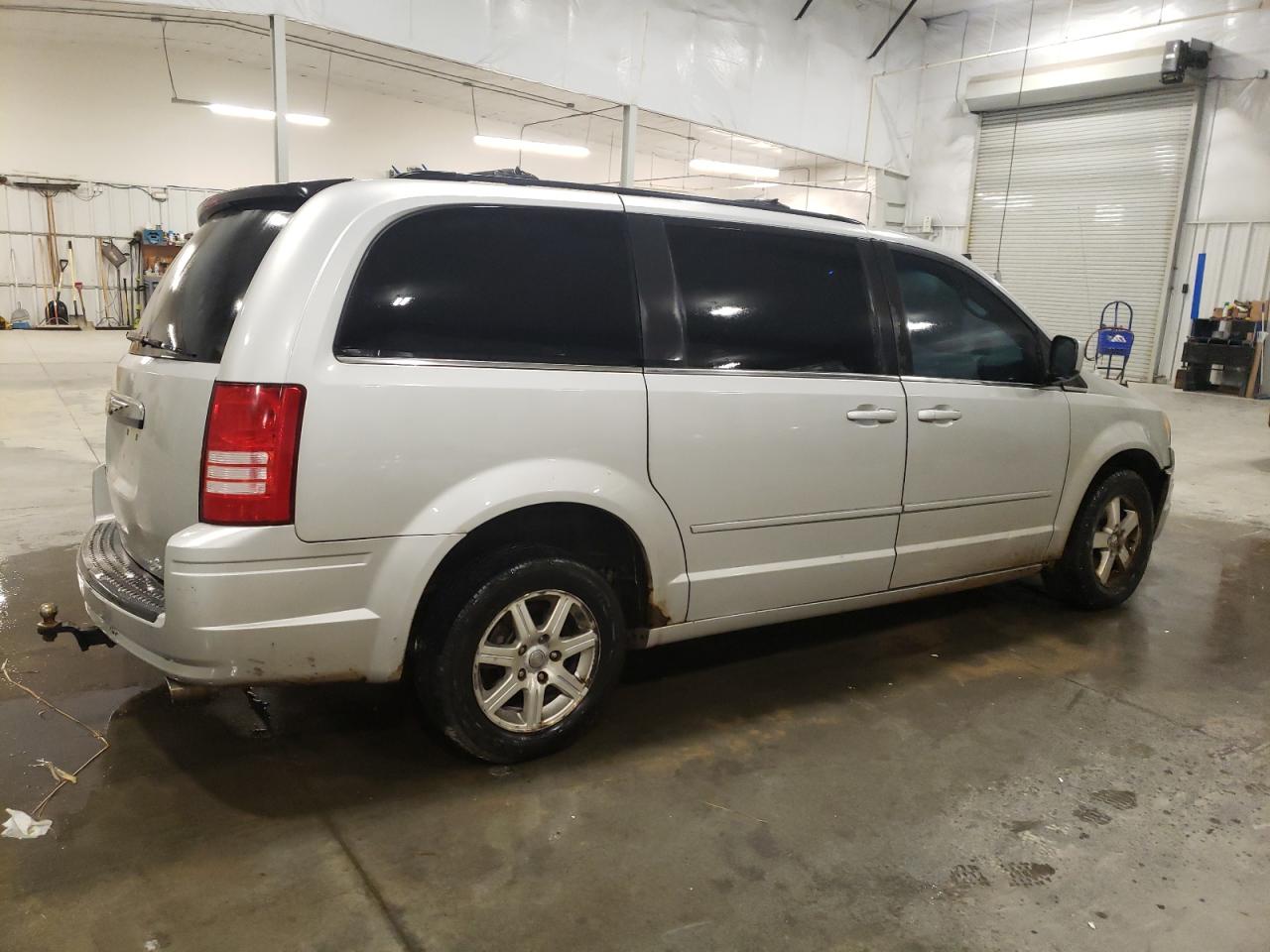 Lot #2993909323 2008 CHRYSLER TOWN & COU