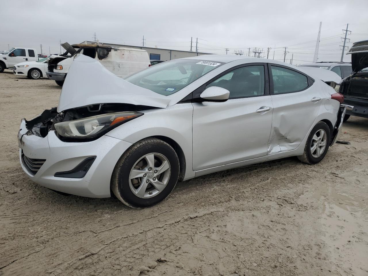 Lot #2969970008 2014 HYUNDAI ELANTRA SE