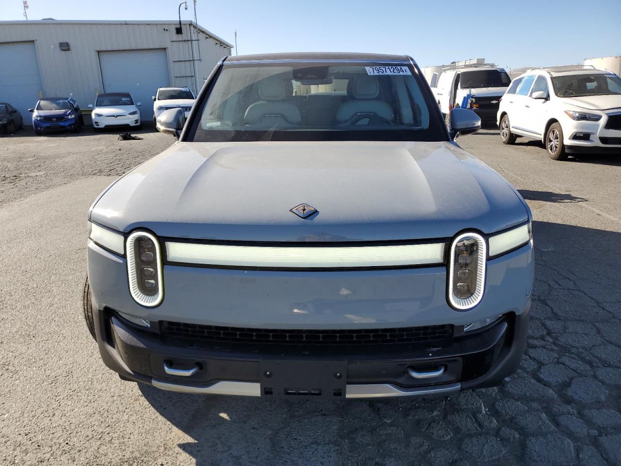 Lot #2976986716 2024 RIVIAN R1S ADVENT