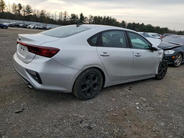 VIN 3KPF24AD7KE108218 2019 KIA FORTE no.3