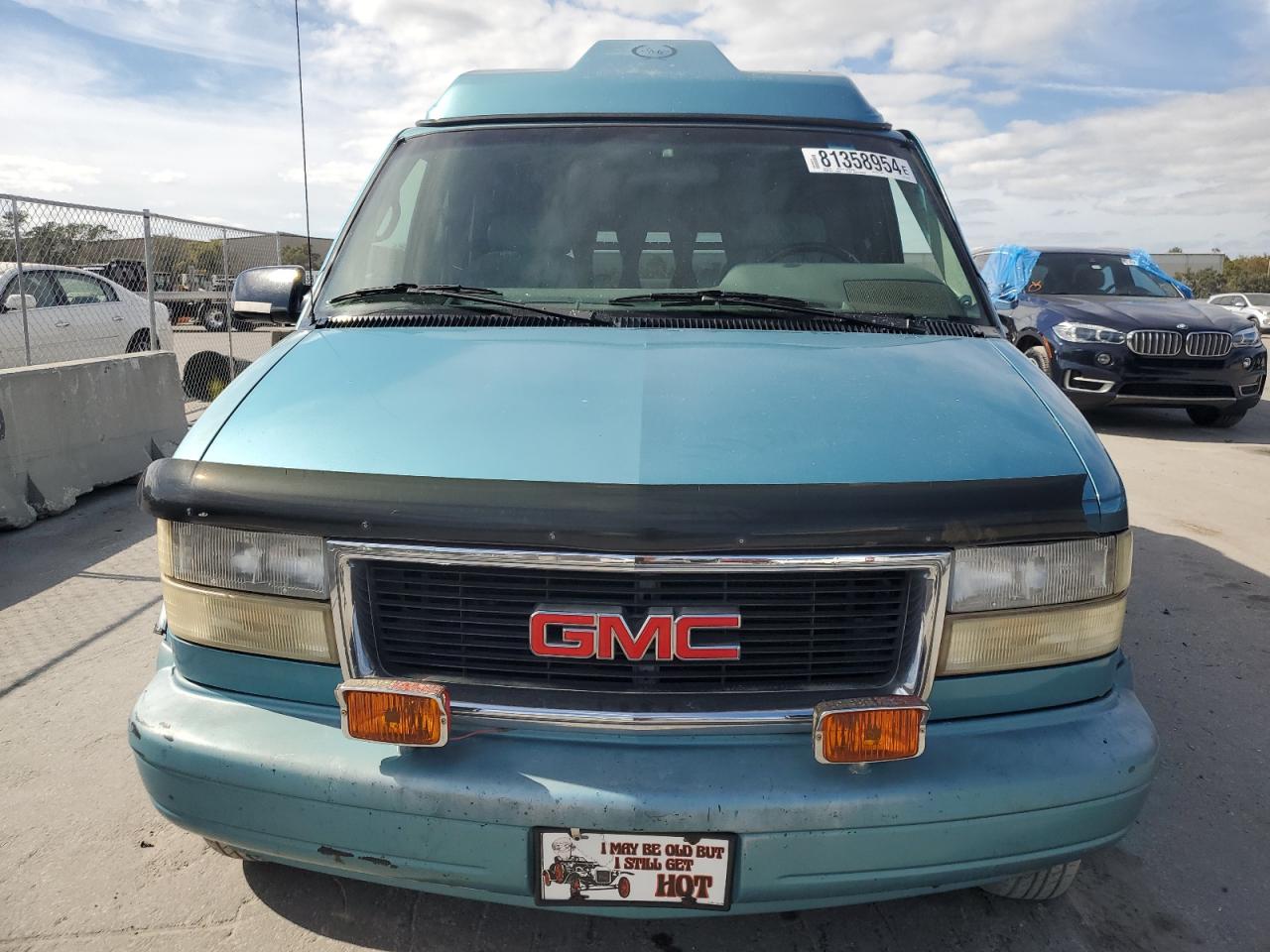 Lot #3030665108 1995 GMC SAFARI XT