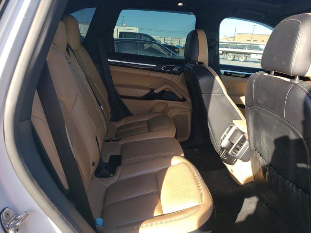 2017 PORSCHE CAYENNE SE - WP1AE2A29HLA73152