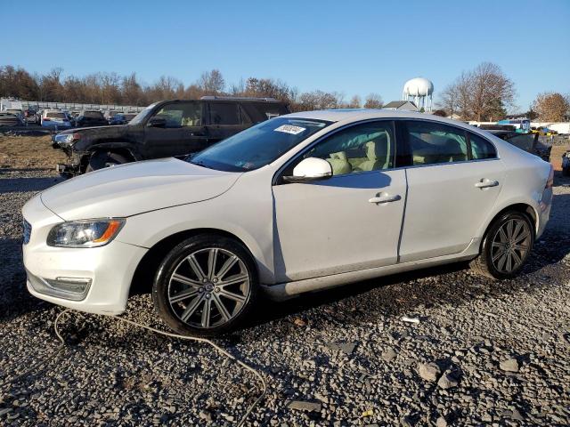 VIN LYV402TK9JB189438 2018 VOLVO S60 no.1