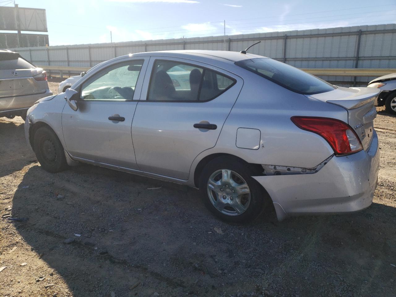 Lot #2974554418 2017 NISSAN VERSA S