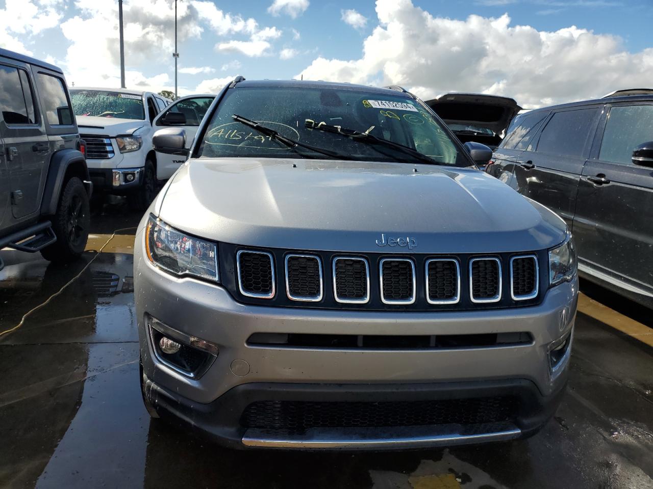 Lot #2989157748 2019 JEEP COMPASS LI