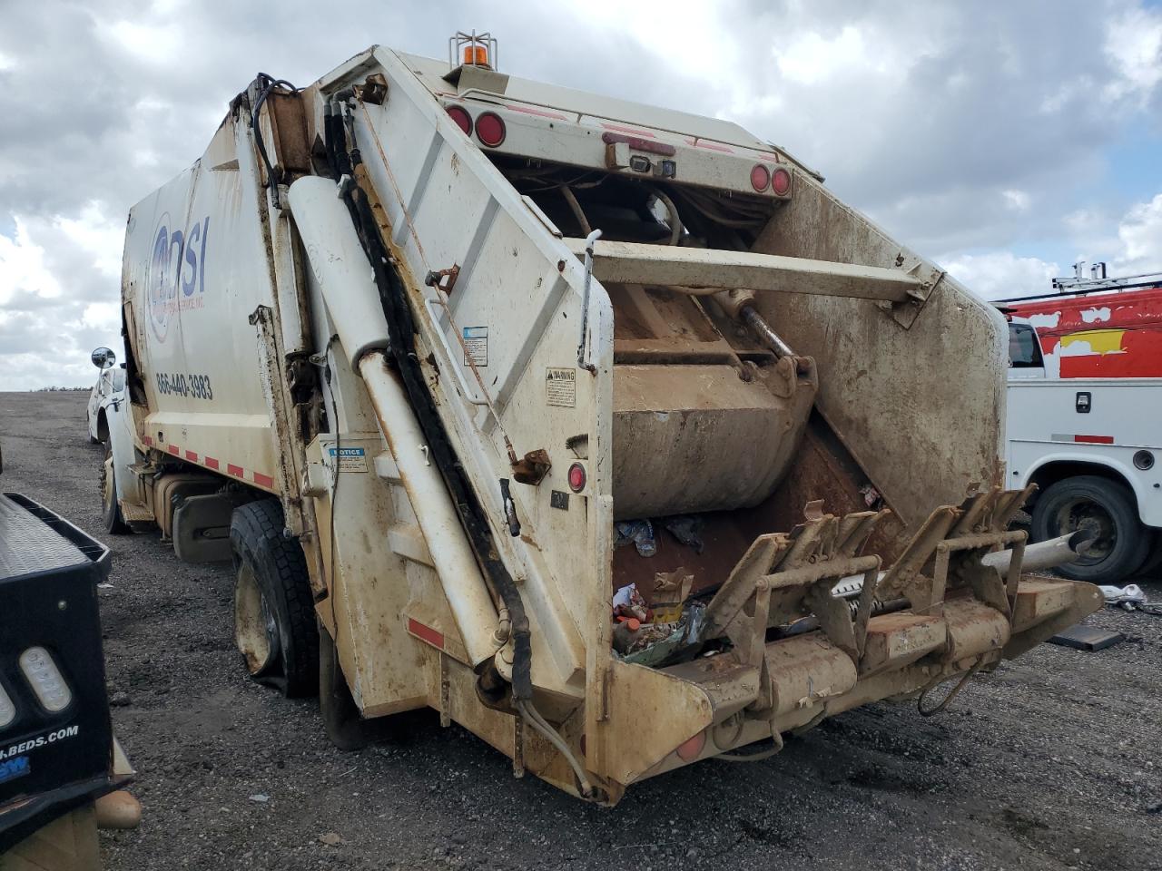 Lot #2955589708 2021 FREIGHTLINER M2 106 MED