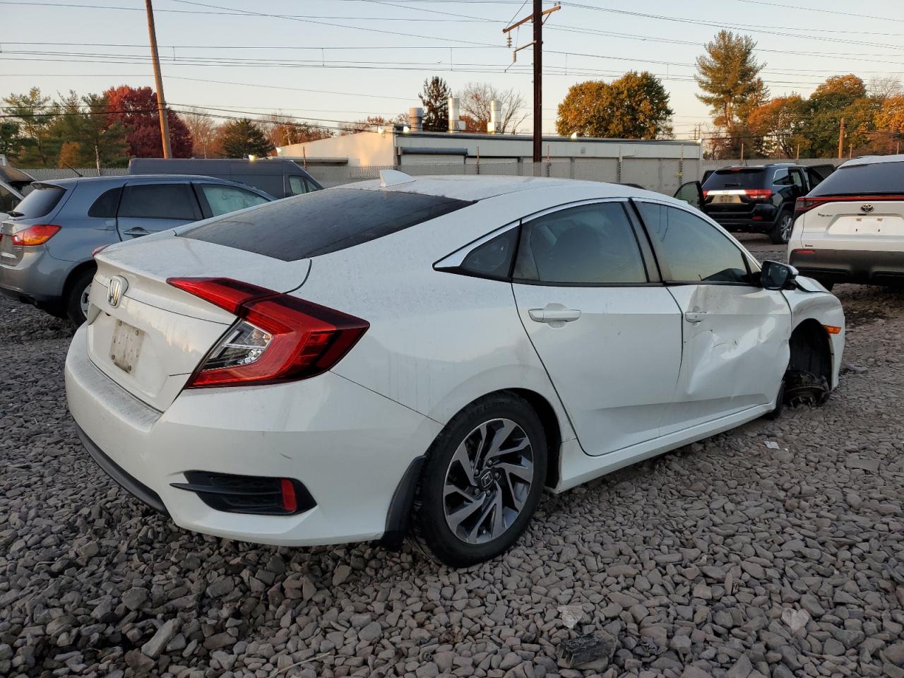 Lot #2994213285 2018 HONDA CIVIC EX