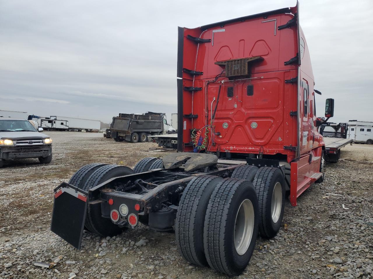 Lot #3016768138 2016 FREIGHTLINER CASCADIA 1