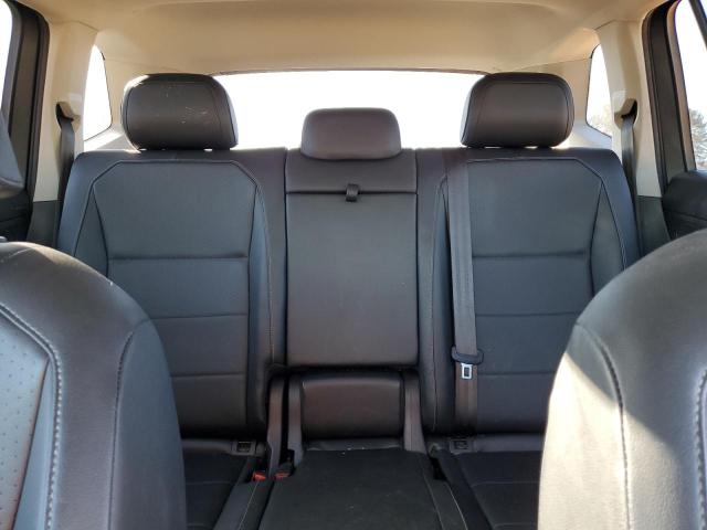 2018 VOLKSWAGEN TIGUAN SE - 3VV2B7AX0JM165991