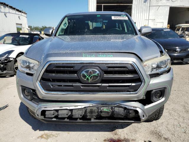 VIN 3TMAZ5CN0JM074337 2018 Toyota Tacoma, Double Cab no.5