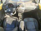 VOLKSWAGEN NEW BEETLE photo