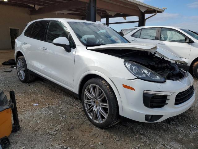 VIN WP1AA2A24HKA82388 2017 PORSCHE CAYENNE no.4