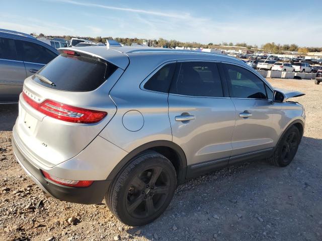 2017 LINCOLN MKC PREMIE - 5LMCJ1C97HUL50054