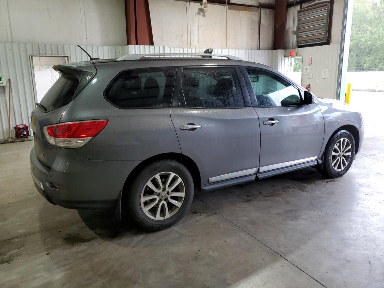 Lot #2994078330 2015 NISSAN PATHFINDER