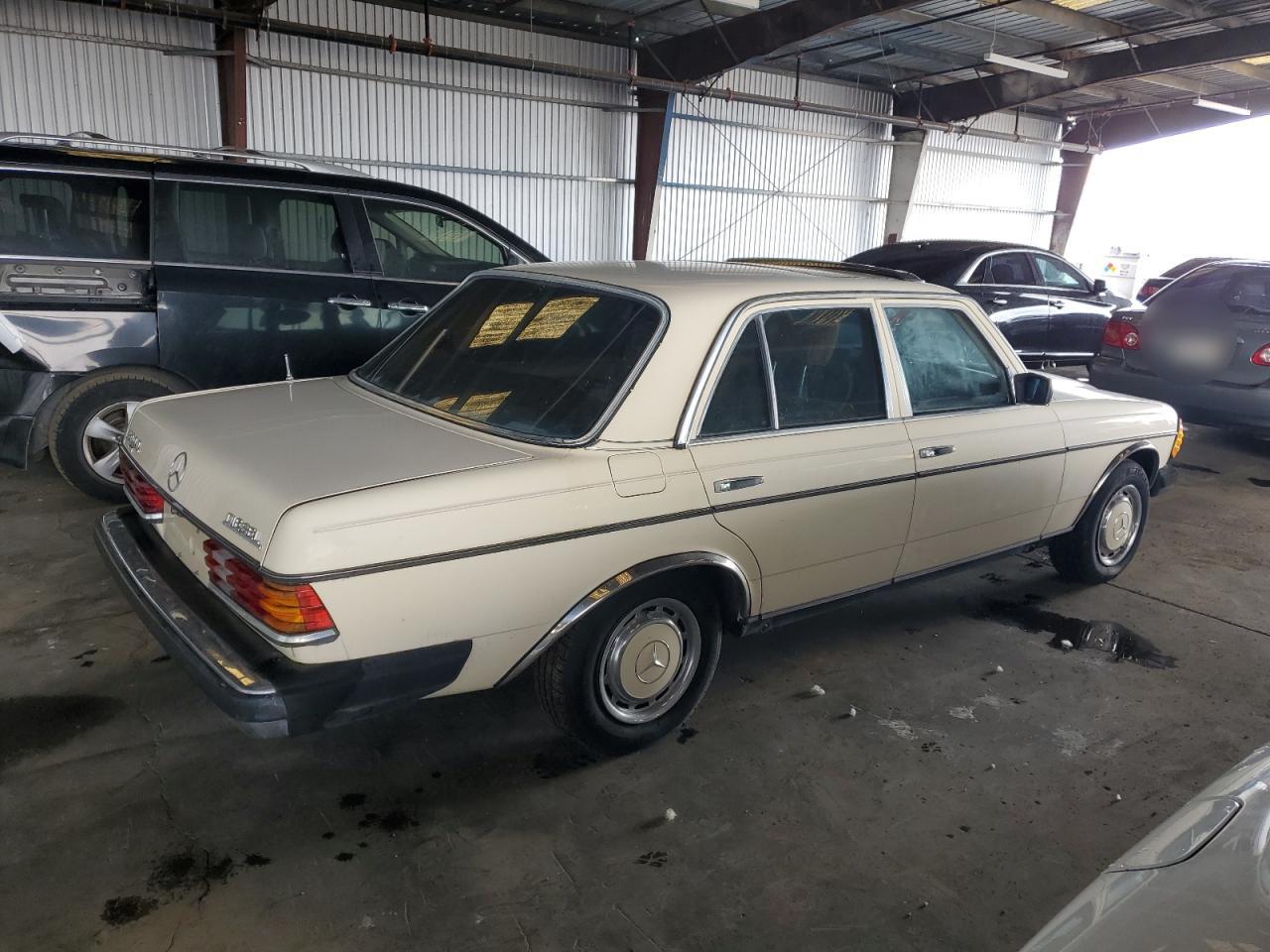 Lot #2987043747 1977 MERCEDES-BENZ 300-CLASS