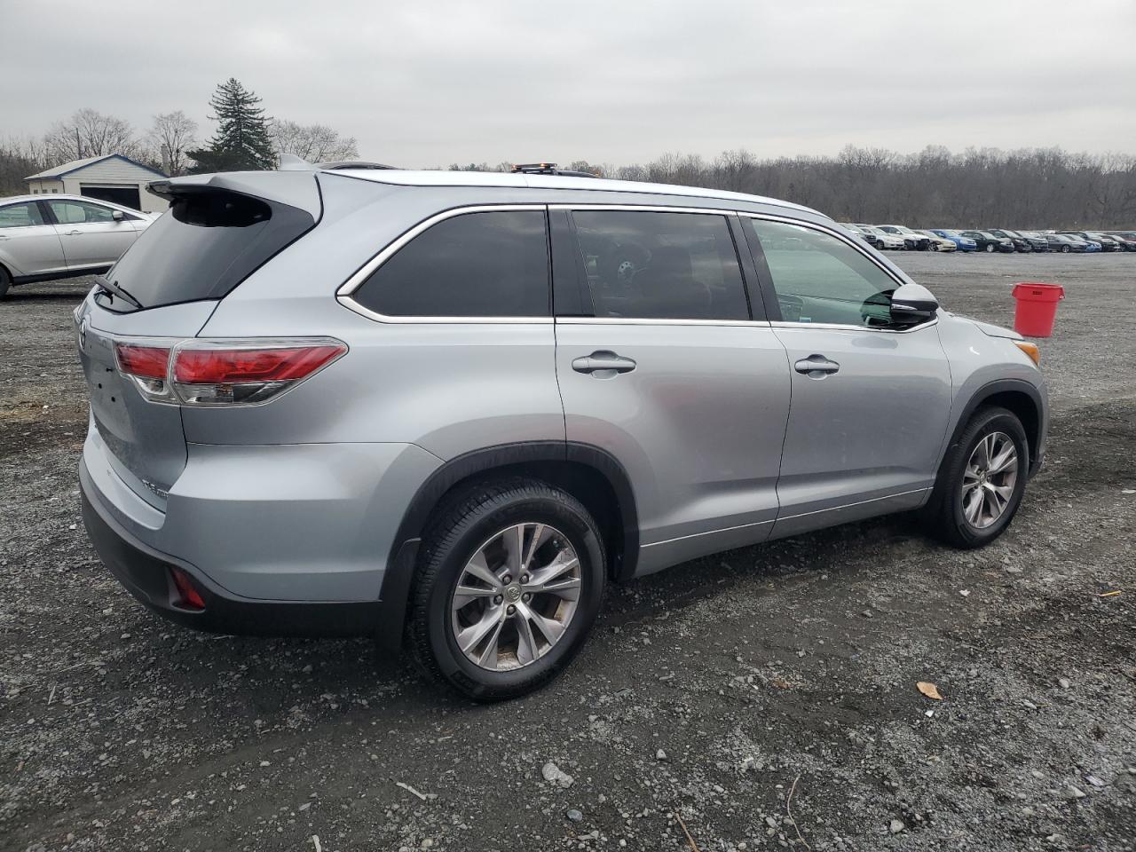 Lot #3020487176 2015 TOYOTA HIGHLANDER