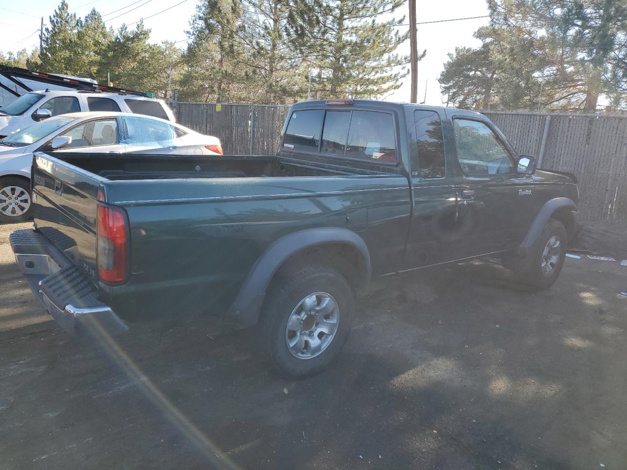 Lot #3009184272 2000 NISSAN FRONTIER K