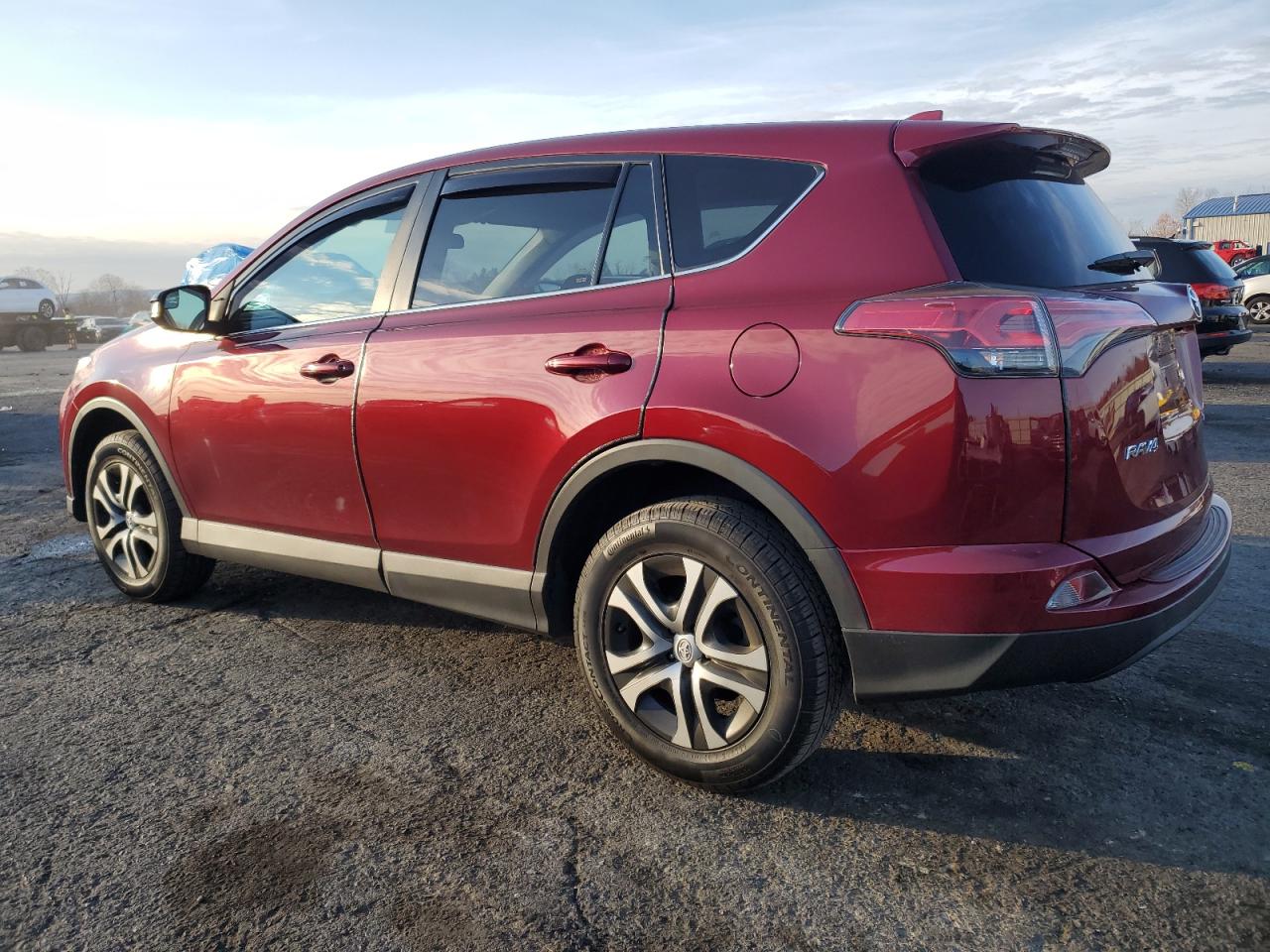 Lot #3030635152 2018 TOYOTA RAV4 LE