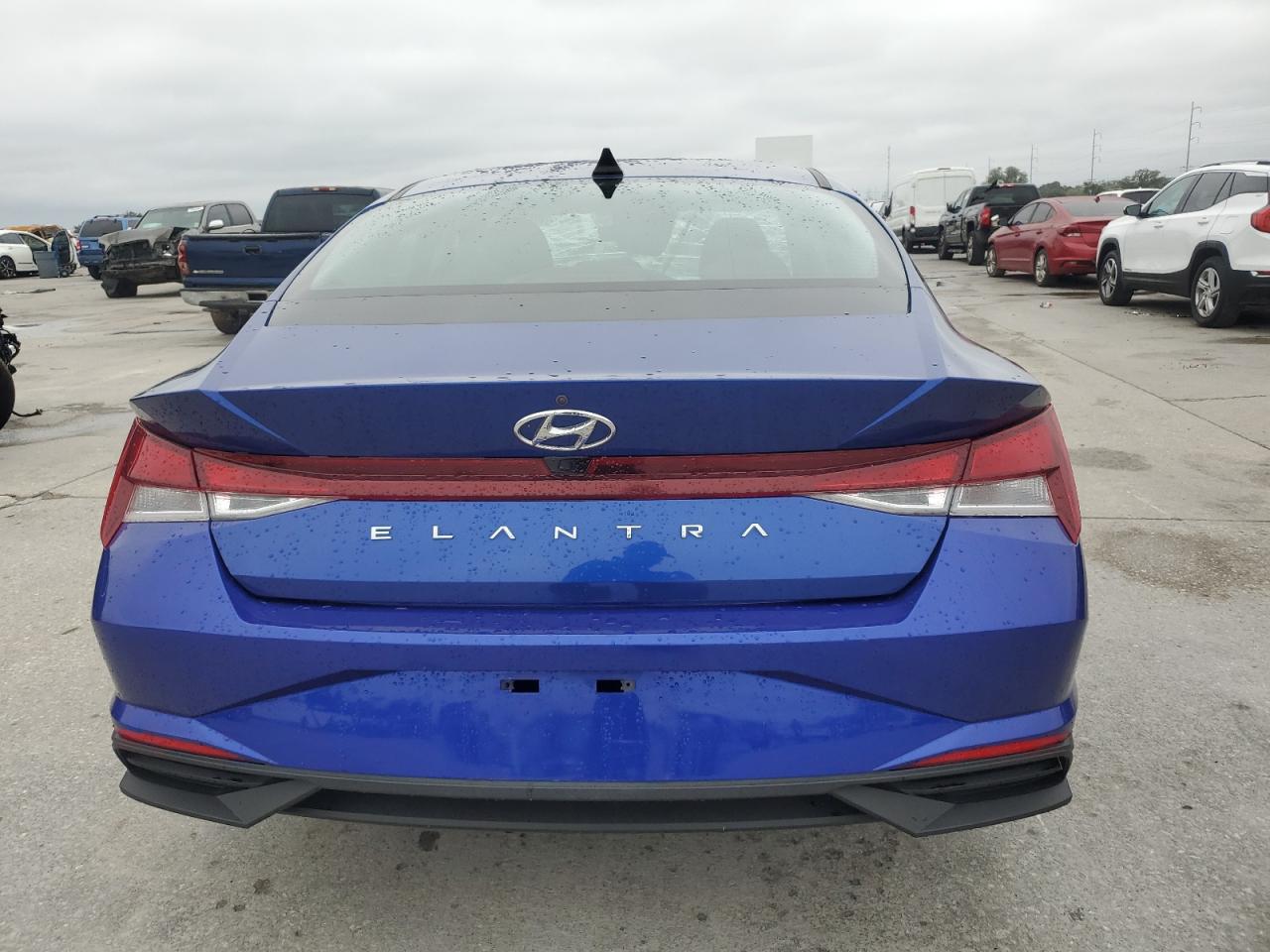 Lot #2986159153 2021 HYUNDAI ELANTRA SE