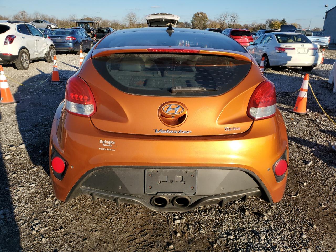 Lot #2988935583 2013 HYUNDAI VELOSTER T